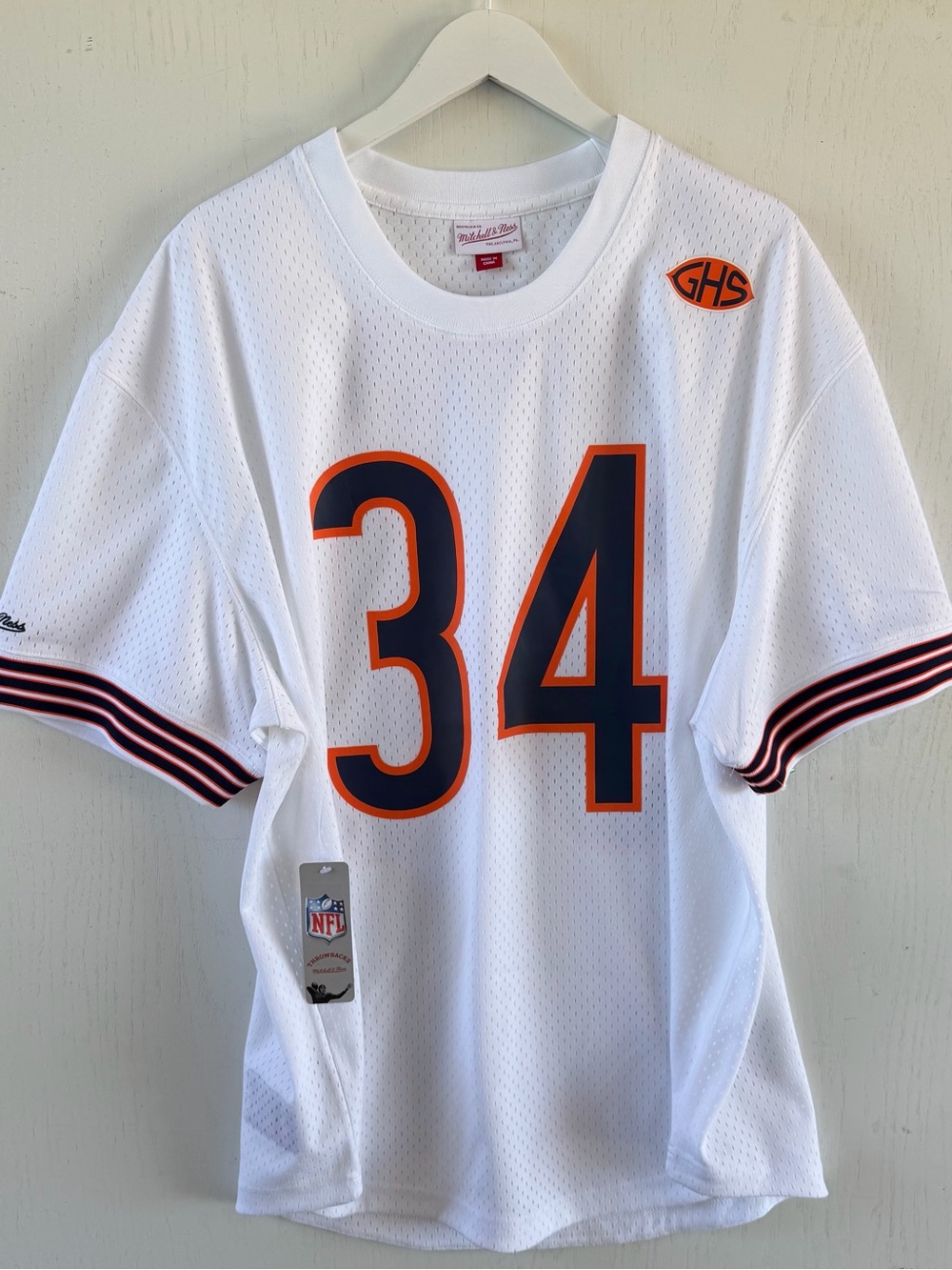 WALTER PAYTON Mitchell & Ness New w Tags Size 3XL White Jersey